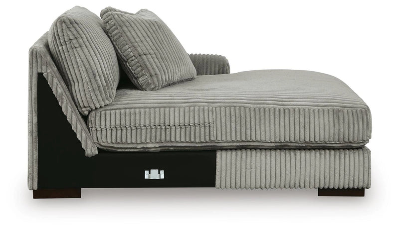 Lindyn Sectional with Double Chaise